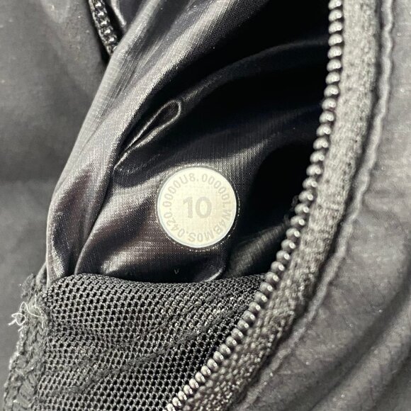 Lululemon Black Navigation Stretch Puffer Jacket | Size 10 - Picture 3 of 7